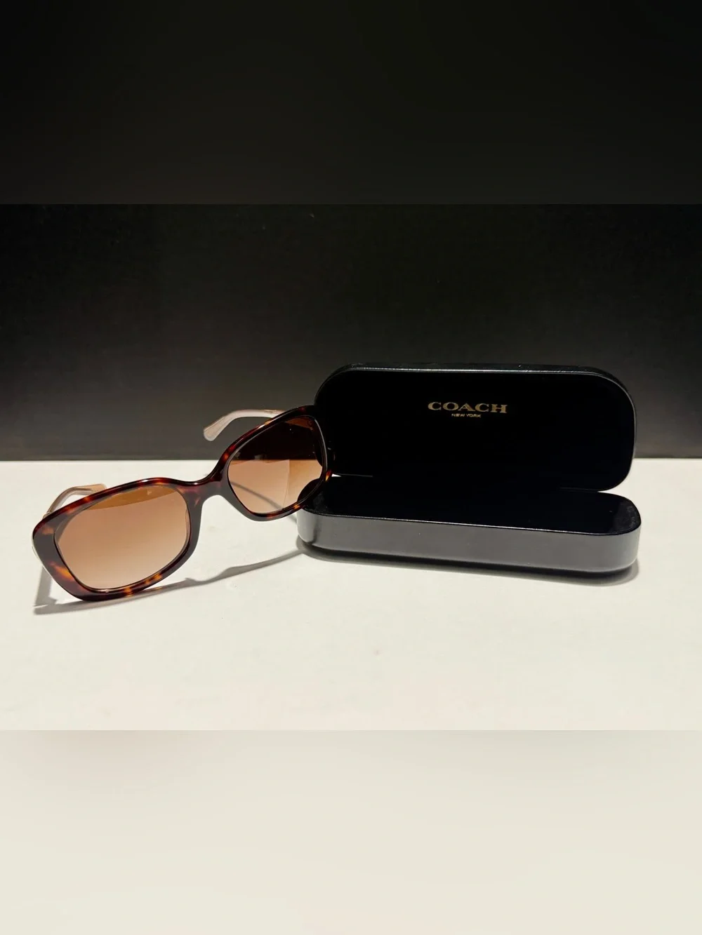 Coach Tortoiseshell Sunglasses with‎ Brown Lenses